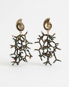 Aretes Diseño de Coral Tejido en Cuentas de Vidrio