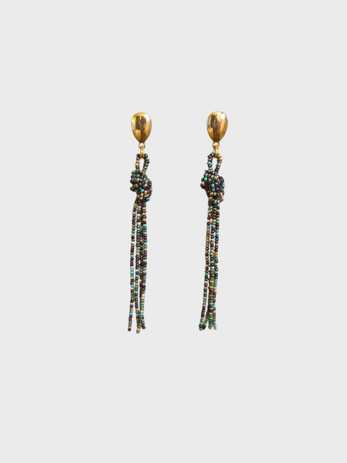 Aretes nudo